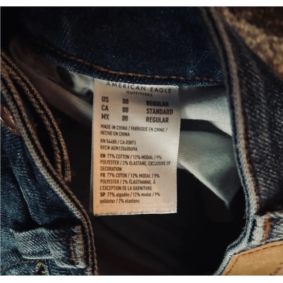 American Eagle High Rise Ripped Jeans - Picture 2 of 2